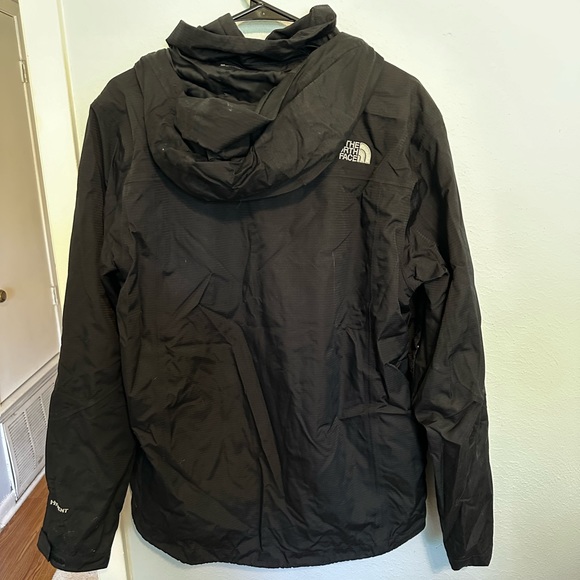 North Face Hyvent Jacket - Picture 2 of 8